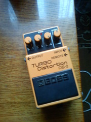 ПРИМОЧКА BOSS TURBO DISTORTION DS-2